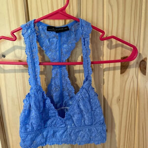 Signature 8 blue lacy bralette size small